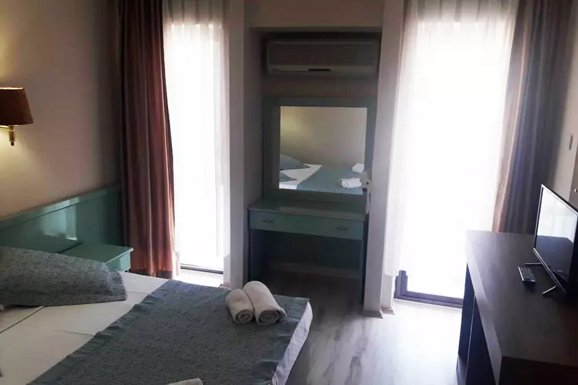 0e517578-c03b-450c-965c-1c5cc16841c8