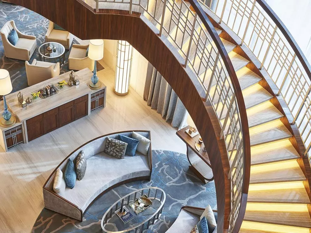 1177075_17043006530052708147