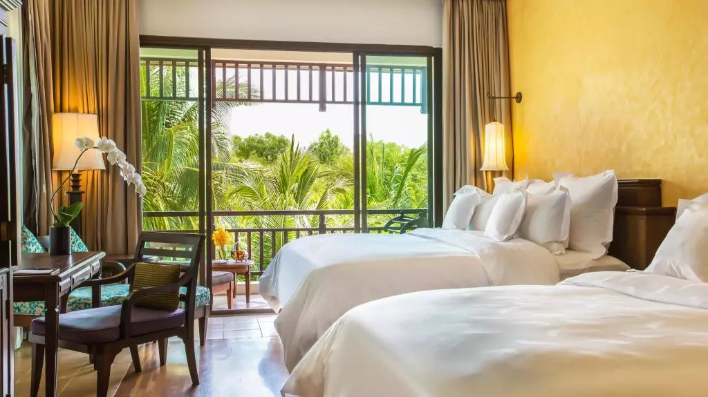 1192737_17081015280055305356