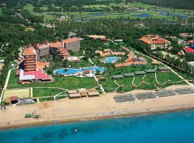 1243854272_restoran5by-8143