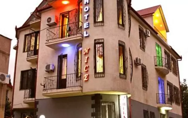 14f3ae2d6af76bdccad6116b4ddc1731-6470