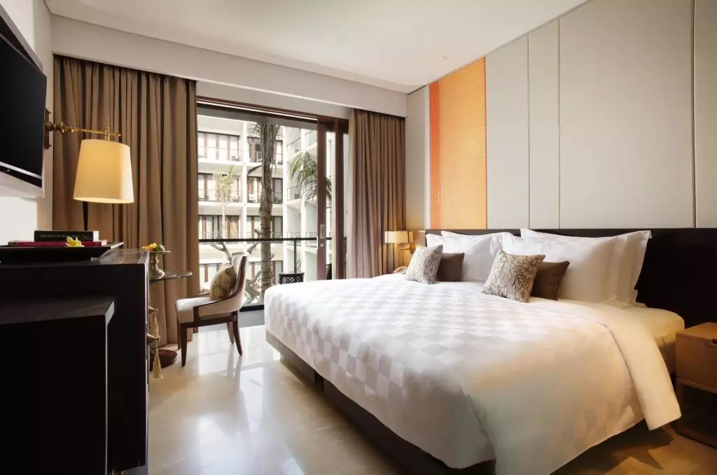 1620545_17061411510053673836