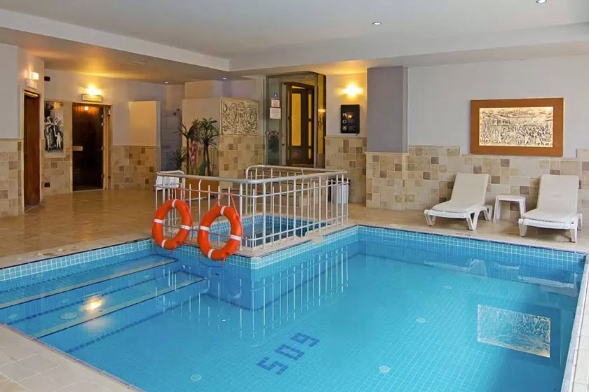 1d506572-9c38-48ef-8ed6-e6aad13346ec-5919