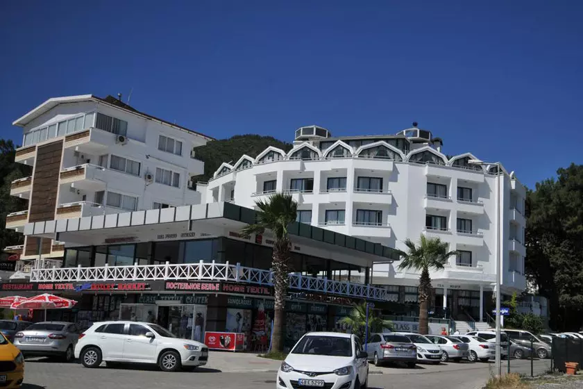 23b89ee0-b516-43f1-a8eb-b6581a2657ed