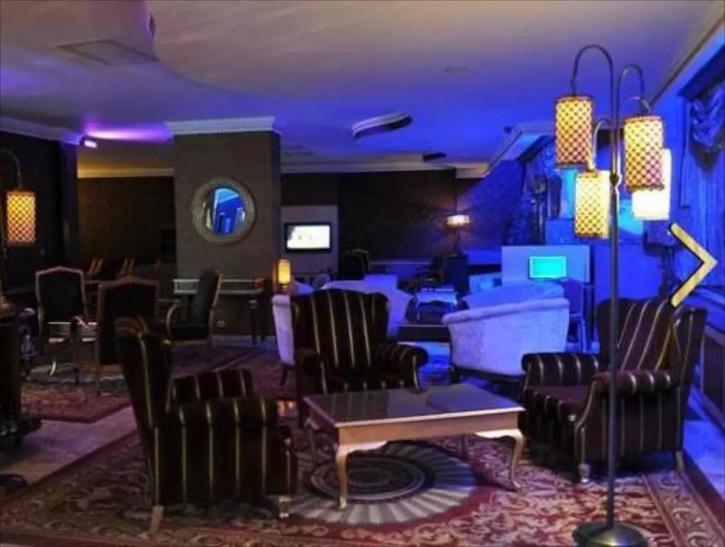 262350_13062811360013576711