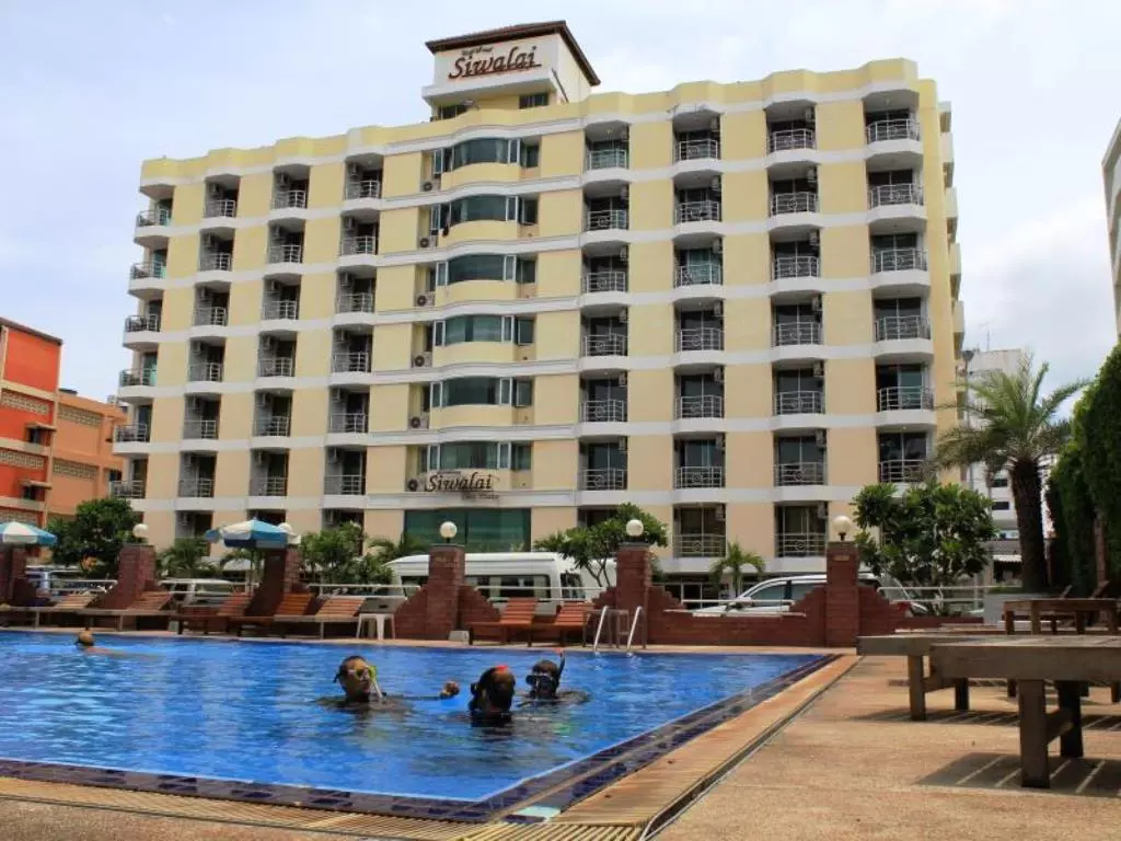 271273_14060921210019760693-5442