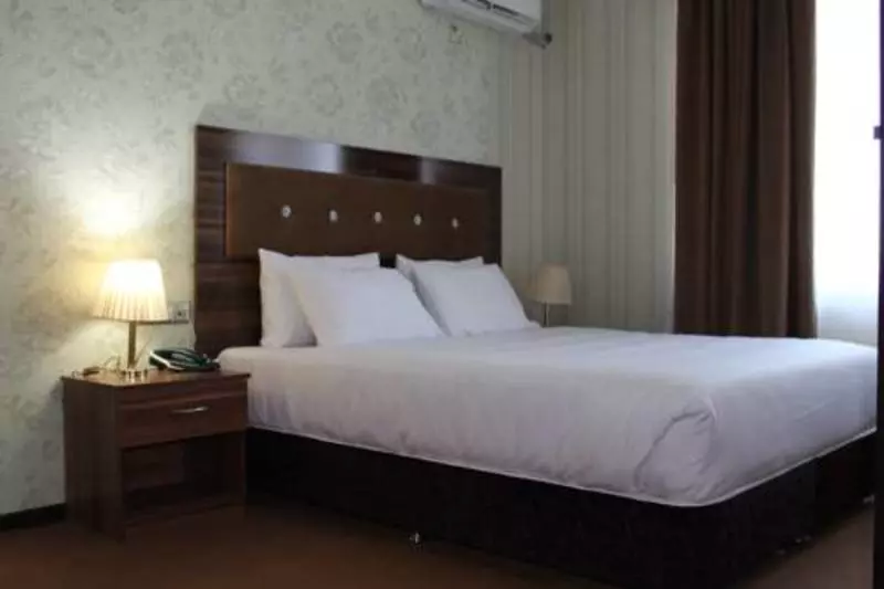 2721ce12-d42d-427d-860b-3190dbc0a24e