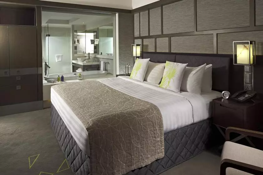 3c0f484e-e573-49a9-bfcf-b1c38c81d5e1-980