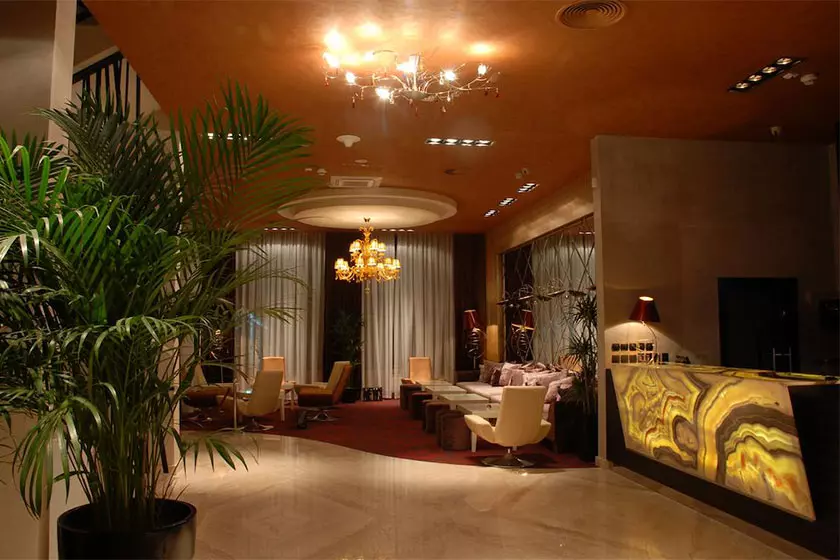 583f3f3e-55cd-4b32-9219-33b32b2aa3d9