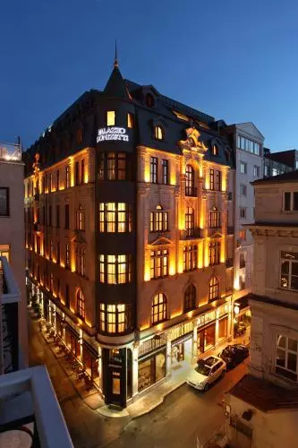 پلازو دُنیزِتی