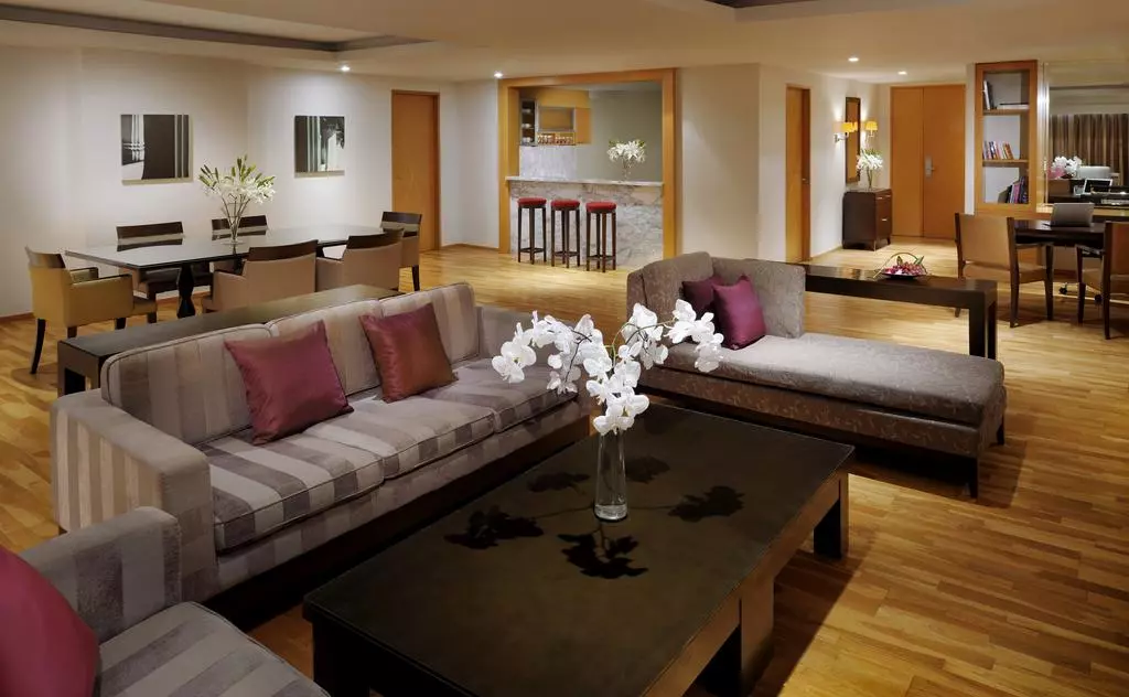 826fb2d9-dfd2-4bd9-9243-6dea757f761c