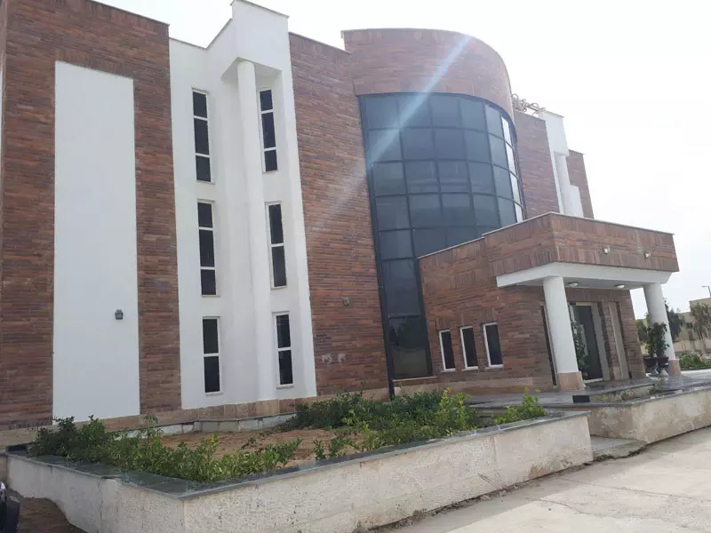 99a6f00f42b7473286553f231e0a63c4