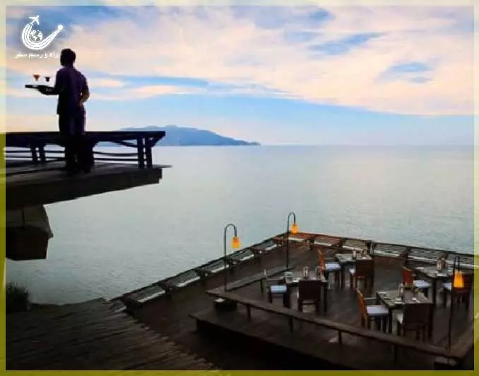 Dining-on-the-Rocks-7700