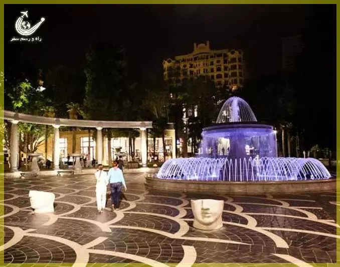 Fountain-Square-Baku-1