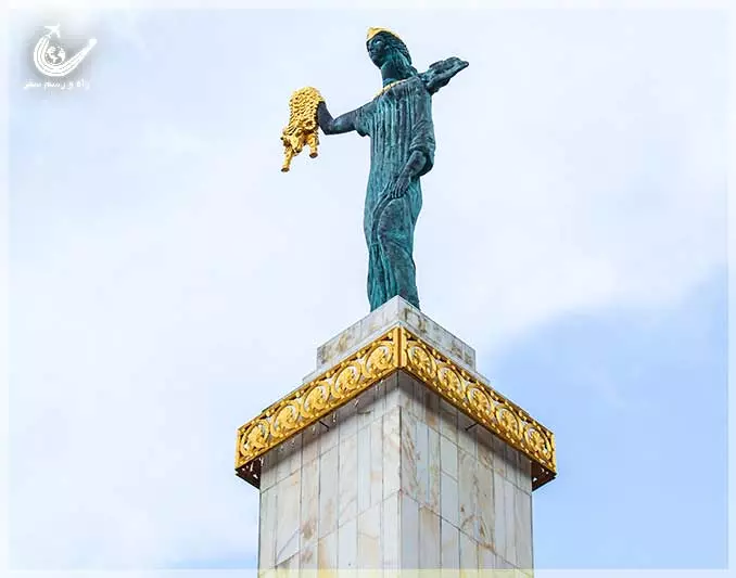 Medea-Monument-Batumi-2
