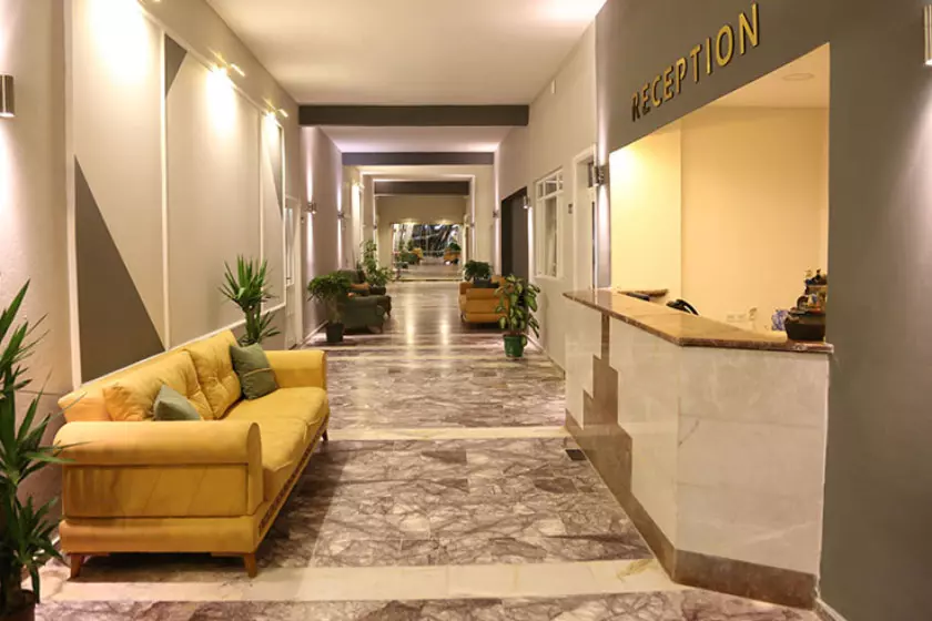 a109f1e5-c3e0-40ca-abf6-e2a00543f678-9726