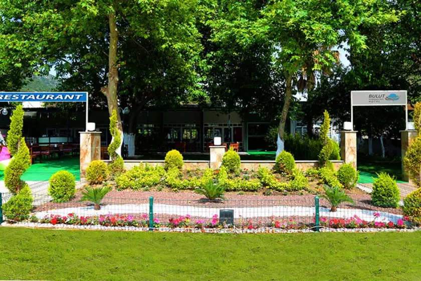 ee1ca212-f3f4-48b5-a5d2-449b2bfb2894