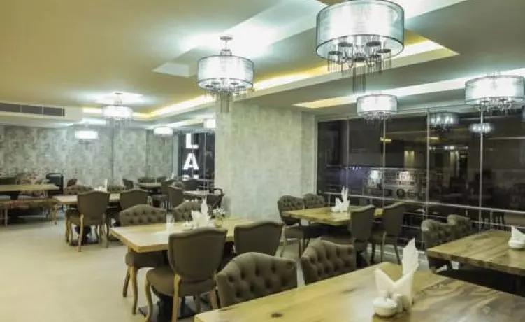 f196b743-82c4-417a-8ce6-f256824e20c0