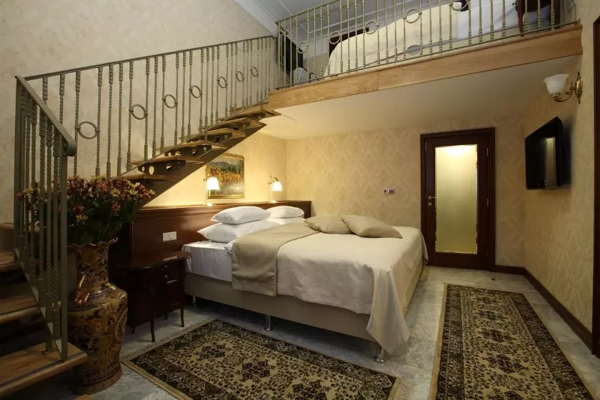 f434e6e7-8da8-4e4a-bc9f-ae9fbe52981c