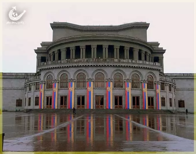 freedom-square-yerevan-1
