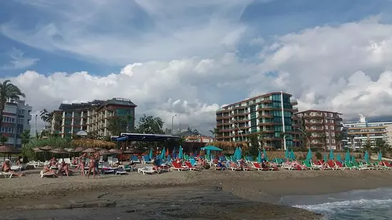 grand-bayar-beach-hotel