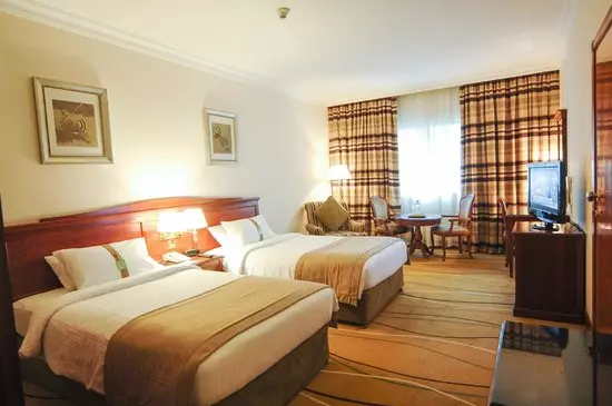 holiday-inn-downtown