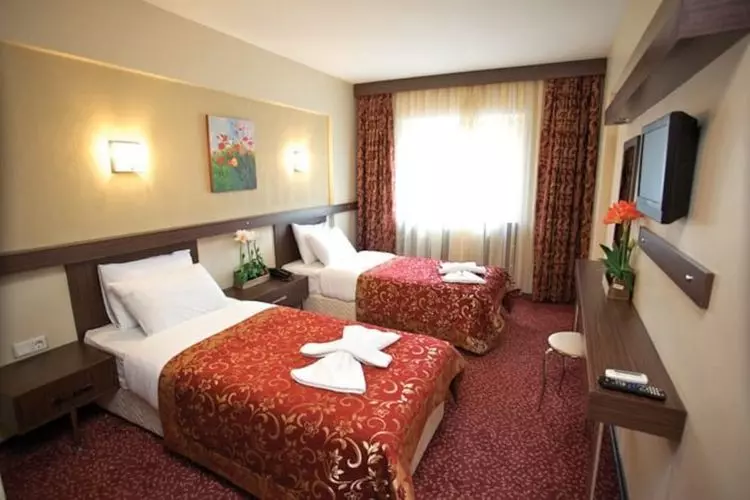 sembo-210257-45076709_b.jpg_resizeMode=FitInside_formatSettings=jpeg(quality-90)-495002